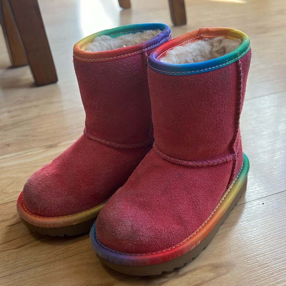 UGG boots toddler 8